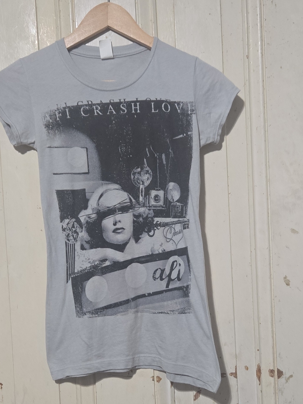 Light Gray Graphic Short Sleeve Tee - Women's Casual Top